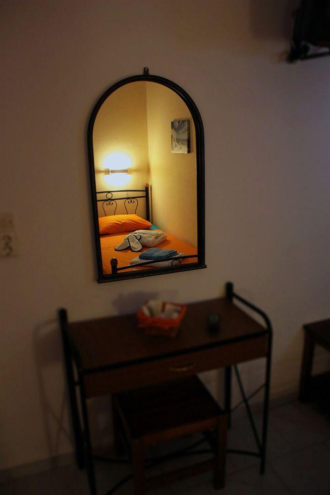 Villa Kostas Perissa  Buitenkant foto