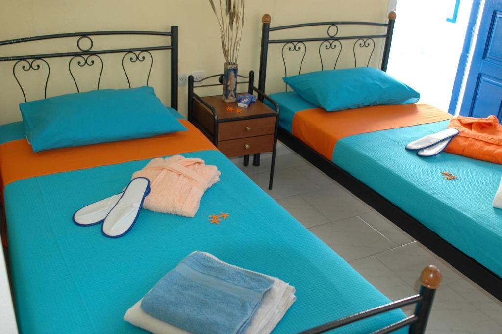 Villa Kostas Perissa  Kamer foto