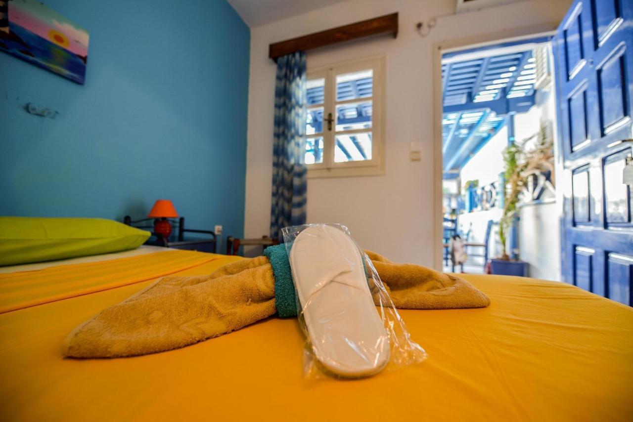 Villa Kostas Perissa  Buitenkant foto